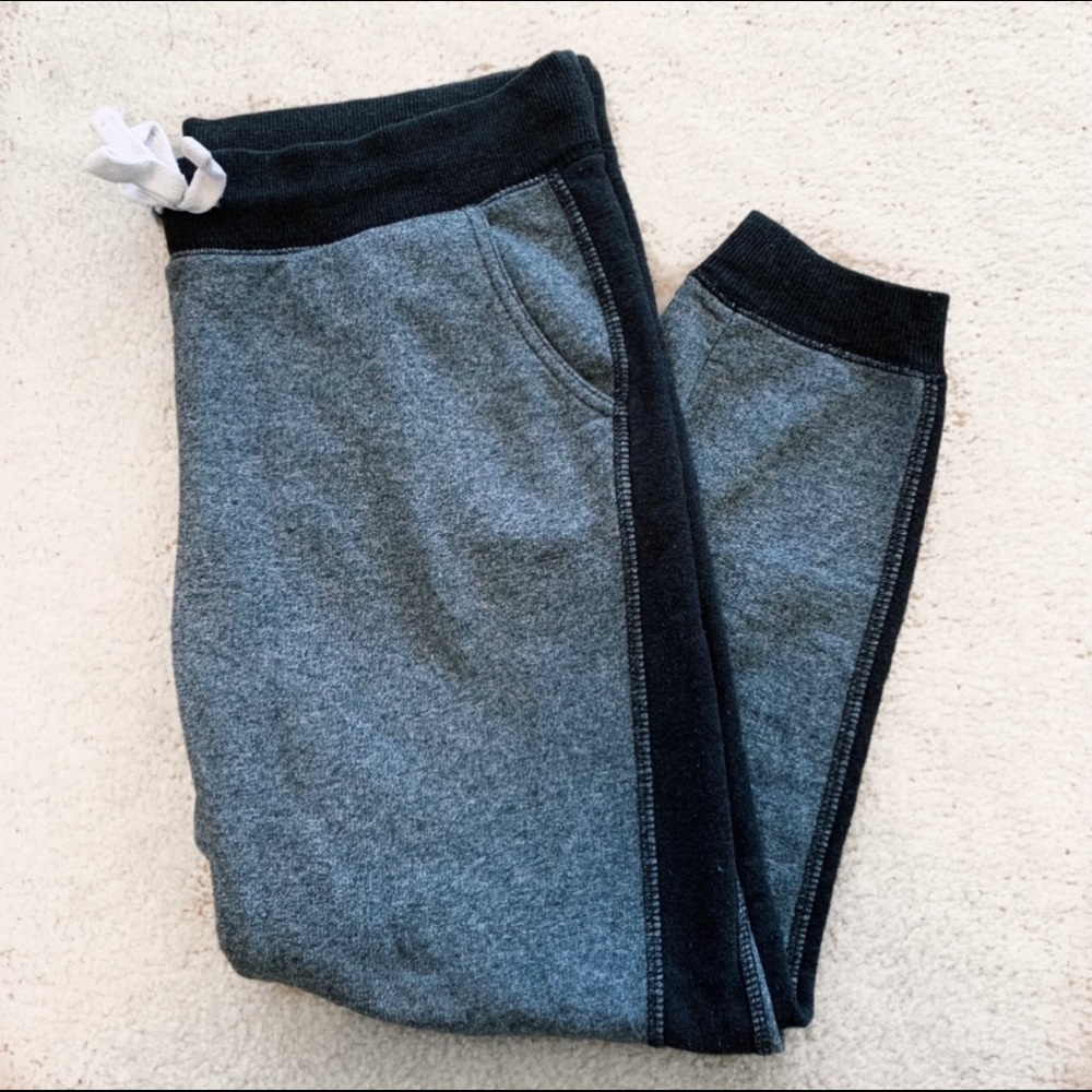 American eagle joggers